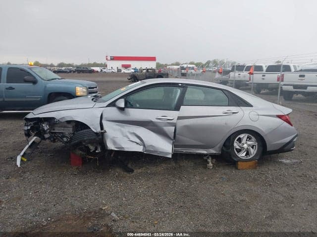 2026 HYUNDAI ELANTRA SE 15