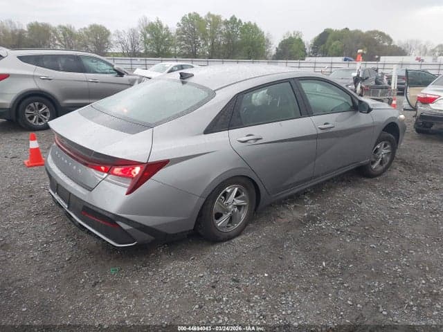 2026 HYUNDAI ELANTRA SE 4
