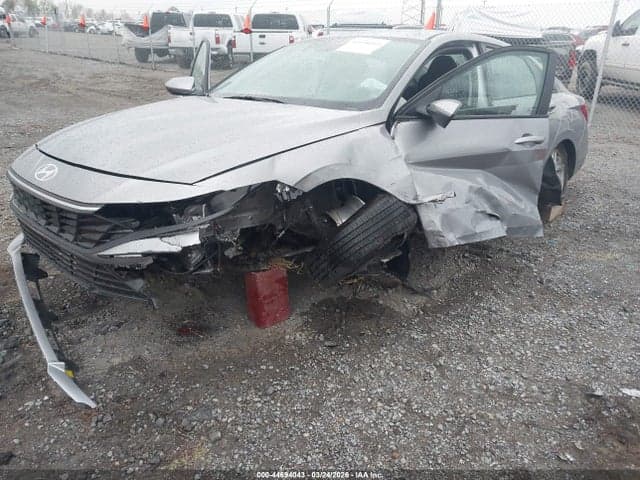 2026 HYUNDAI ELANTRA SE 6