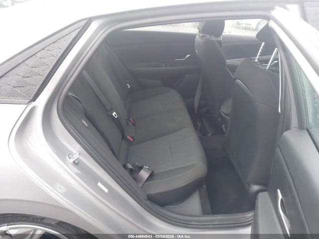 2026 HYUNDAI ELANTRA SE 8