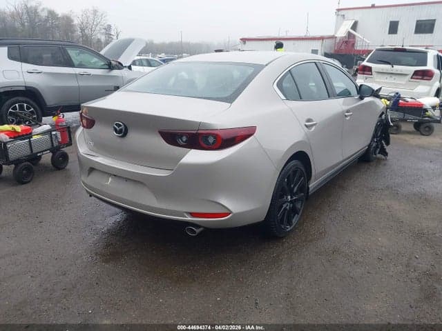 2026 MAZDA MAZDA3 4