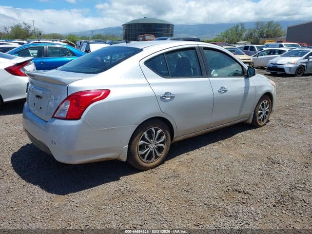 2018 NISSAN VERSA 1.6 SV 4