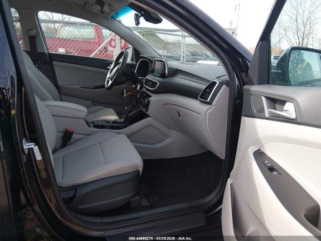 2019 HYUNDAI TUCSON SE 5