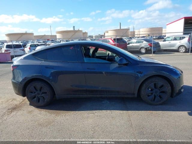 2024 TESLA MODEL Y LONG RANGE SINGLE MOTOR REAR-WHEEL DRIVE/RWD 12