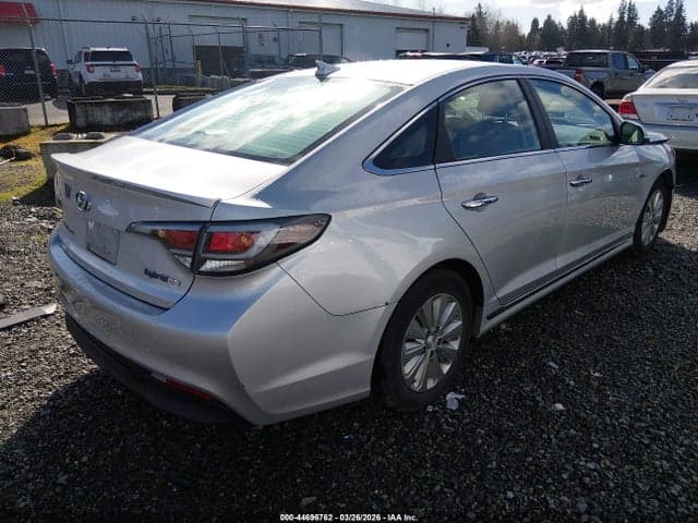 2017 HYUNDAI SONATA HYBRID SE 4
