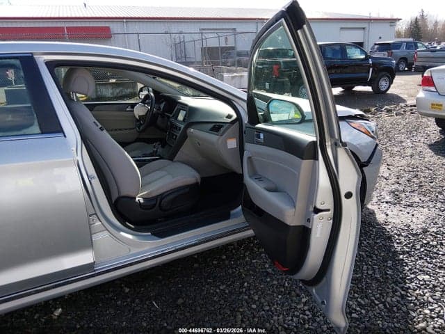 2017 HYUNDAI SONATA HYBRID SE 5