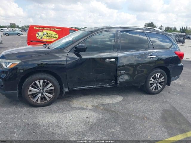 2017 NISSAN PATHFINDER S 6