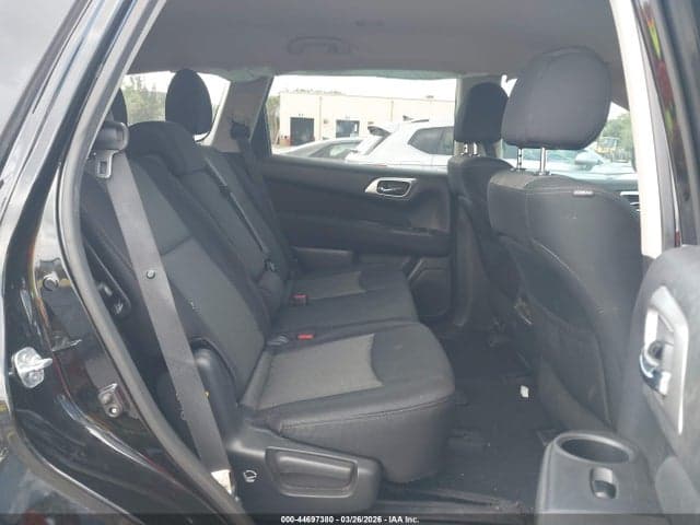 2017 NISSAN PATHFINDER S 8