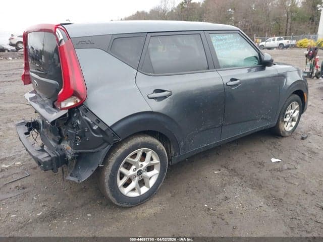 2021 KIA SOUL S 4
