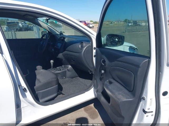 2019 NISSAN VERSA 1.6 S+ 5