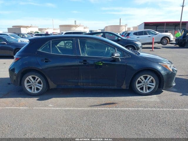 2019 TOYOTA COROLLA SE 13