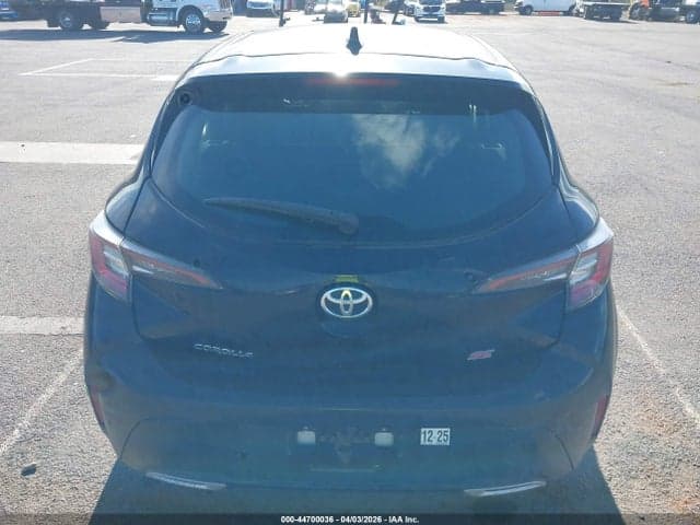 2019 TOYOTA COROLLA SE 16