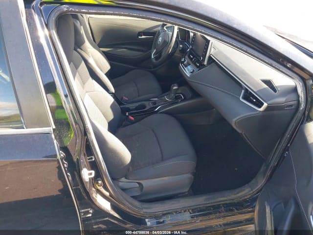 2019 TOYOTA COROLLA SE 5
