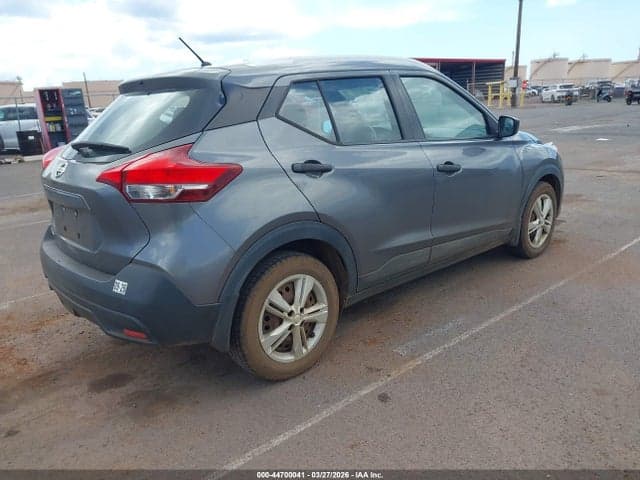 2018 NISSAN KICKS S 4