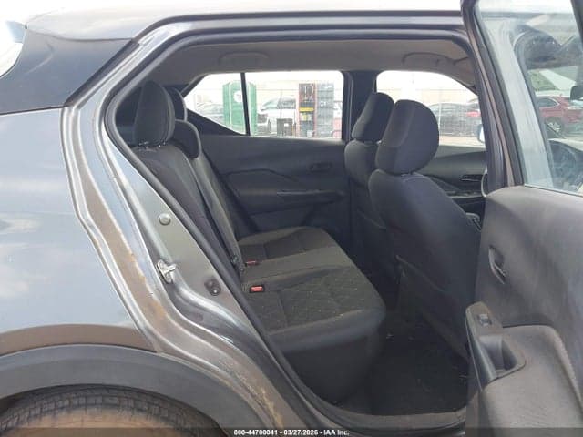 2018 NISSAN KICKS S 8