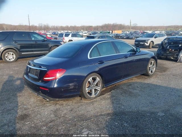 2018 MERCEDES-BENZ E 300 4MATIC 5