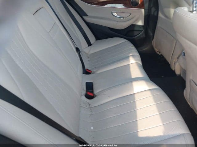 2018 MERCEDES-BENZ E 300 4MATIC 9