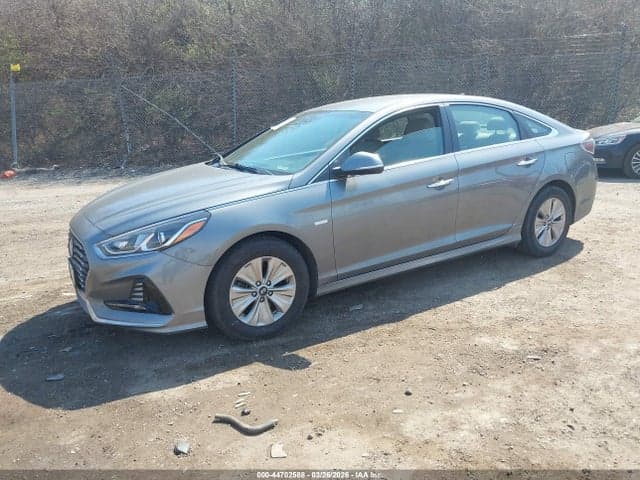 2018 HYUNDAI SONATA HYBRID SE 2