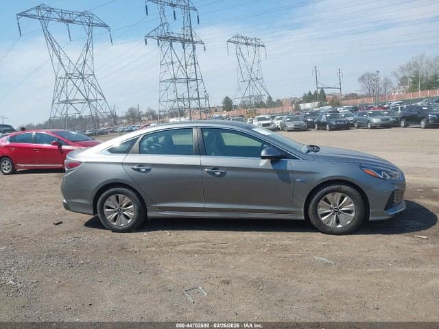 2018 HYUNDAI SONATA HYBRID SE 14