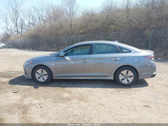2018 HYUNDAI SONATA HYBRID SE 15