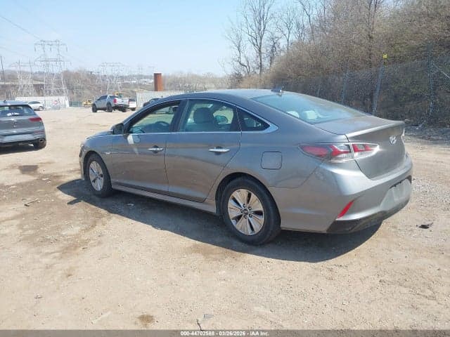 2018 HYUNDAI SONATA HYBRID SE 3