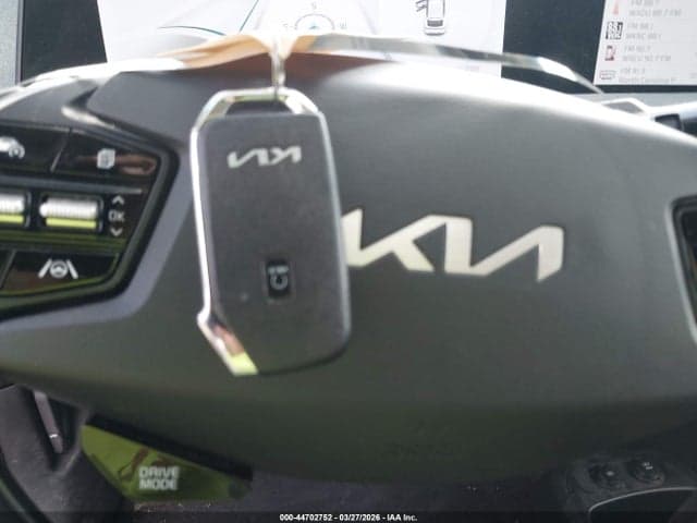 2022 KIA EV6 WIND 11