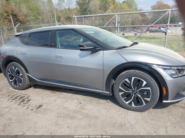 2022 KIA EV6 WIND 13
