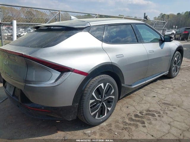 2022 KIA EV6 WIND 4