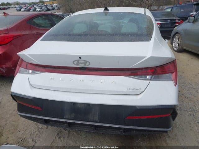 2025 HYUNDAI ELANTRA LIMITED 17