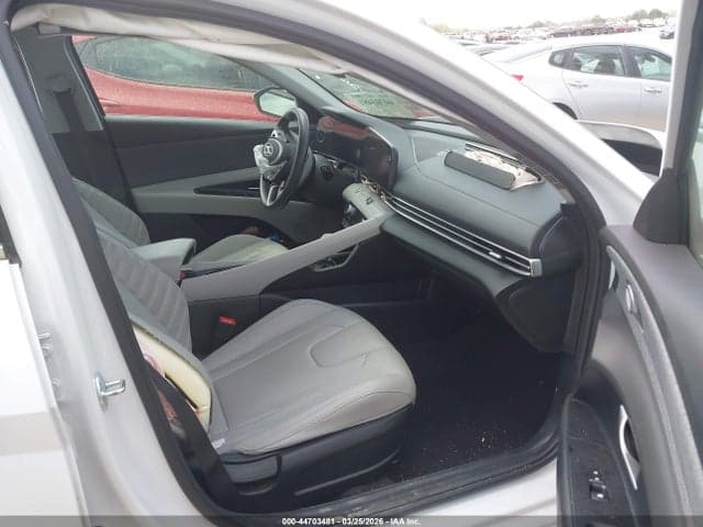 2025 HYUNDAI ELANTRA LIMITED 5
