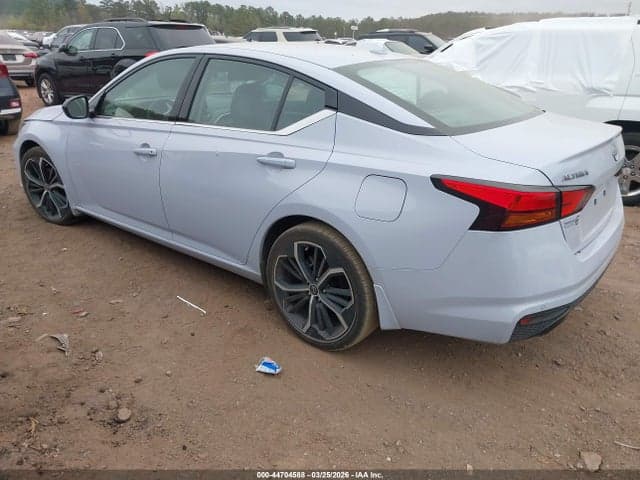 2025 NISSAN ALTIMA SR FWD 3