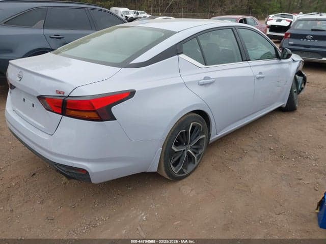 2025 NISSAN ALTIMA SR FWD 4