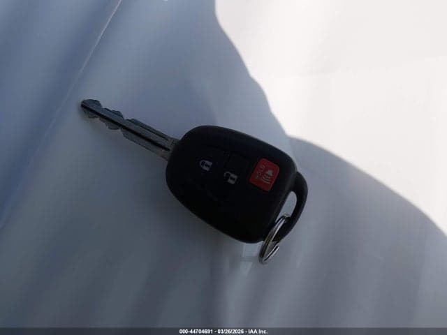 2017 TOYOTA RAV4 LE 11