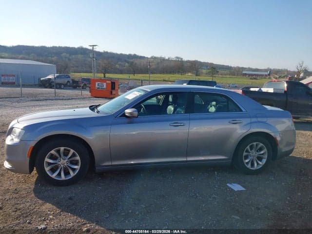 2016 CHRYSLER 300 LIMITED 14