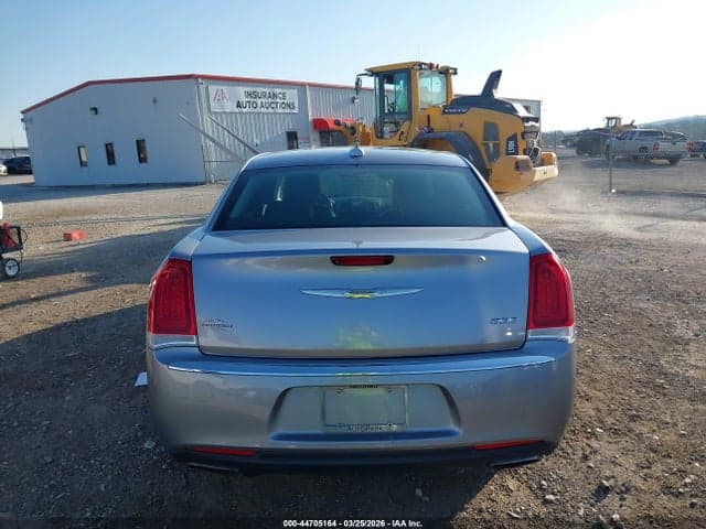 2016 CHRYSLER 300 LIMITED 16