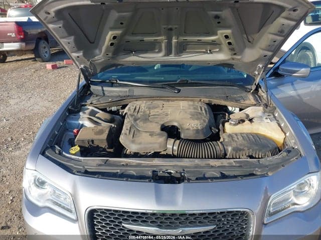2016 CHRYSLER 300 LIMITED 10