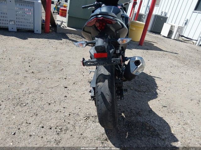 2025 KAWASAKI EX500 H 6