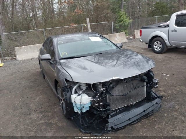 2020 TOYOTA CAMRY SE - 1