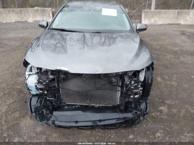 2020 TOYOTA CAMRY SE 6