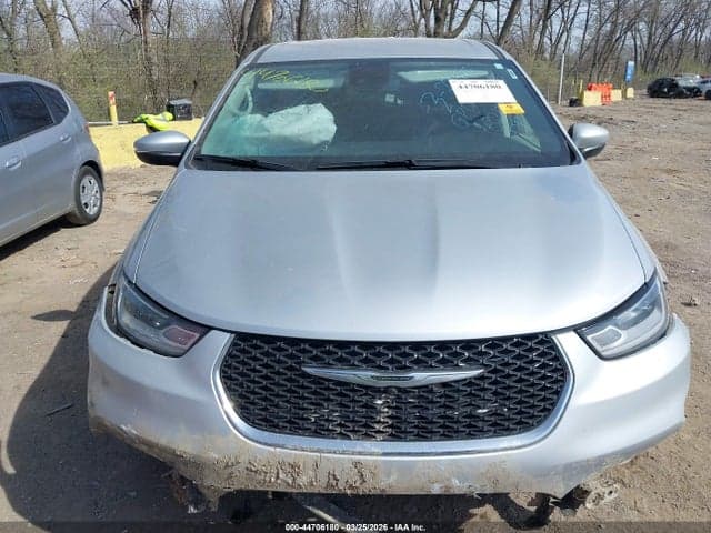 2023 CHRYSLER PACIFICA TOURING L 12