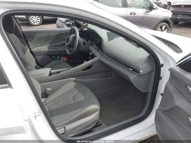 2025 HYUNDAI ELANTRA SEL CONVENIENCE 5