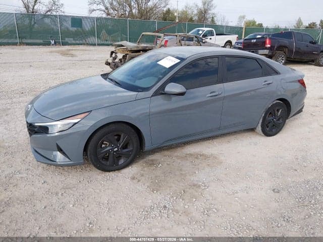 2021 HYUNDAI ELANTRA SEL 2