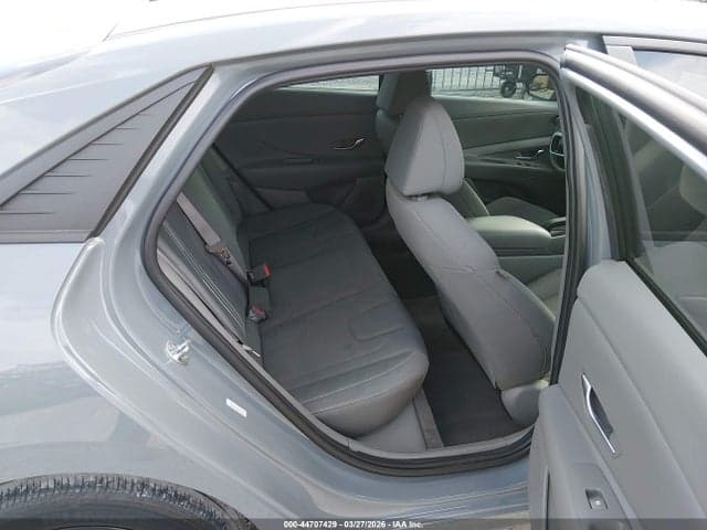 2021 HYUNDAI ELANTRA SEL 8