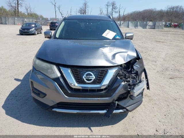 2018 NISSAN ROGUE SV 12