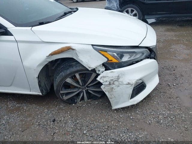 2021 NISSAN ALTIMA SR FWD 6