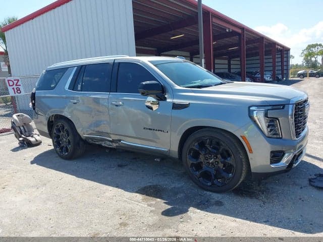 2025 GMC YUKON 4WD DENALI