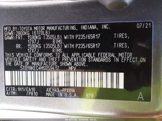 2021 TOYOTA SIENNA XLE 9