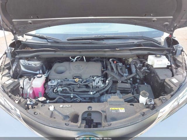 2021 TOYOTA SIENNA XLE 10