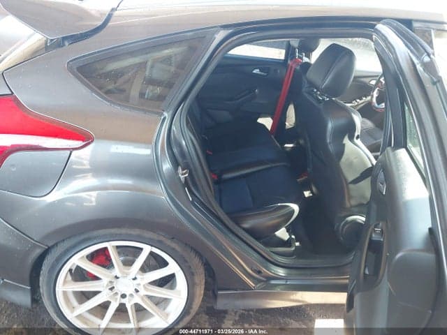 2017 FORD FOCUS ST 7