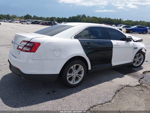 2019 FORD TAURUS SE 4